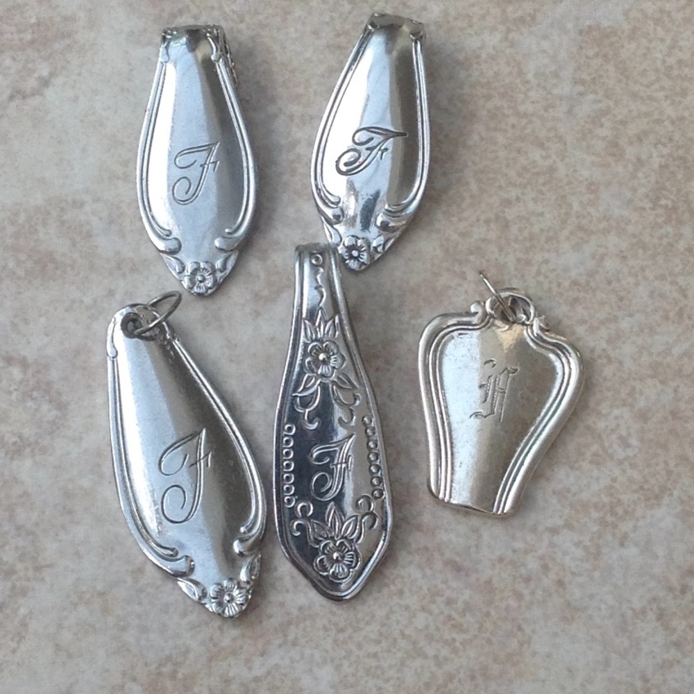 F monogrammed pendant